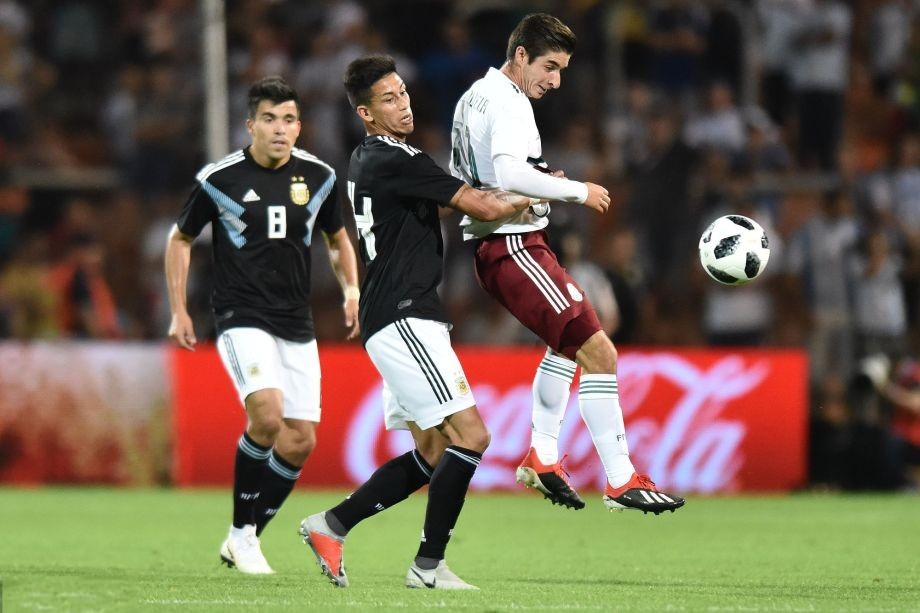 包含乌克兰力克墨西哥，戈麦斯扛起全队的词条