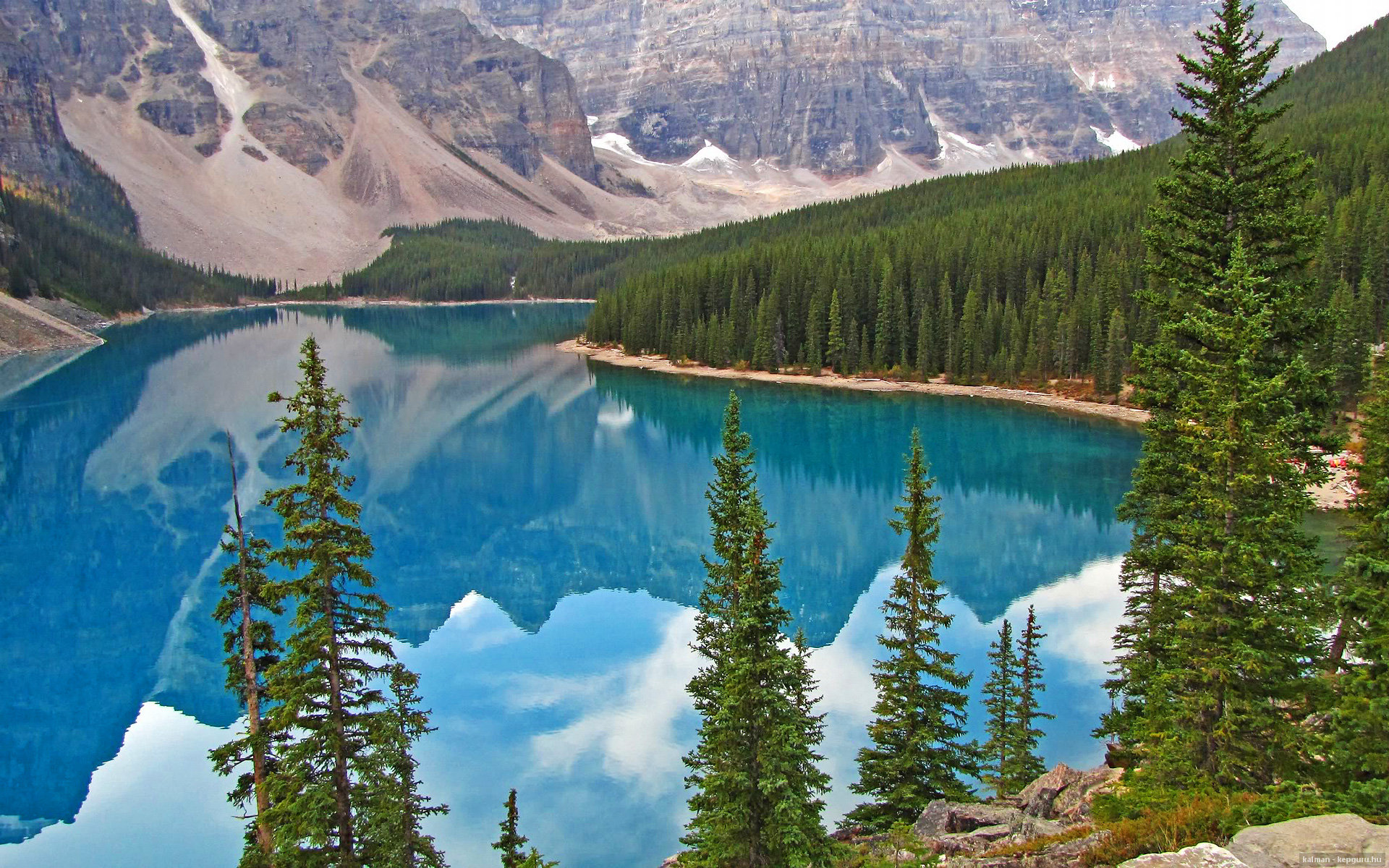 终结与接管，当勒沃库森的坚冰封存宿命，格列兹曼在德比硝烟中奏响权杖更迭序曲